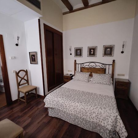 Hotel El Rastro - Palacio Duque De Tamames - Avila Bagian luar foto